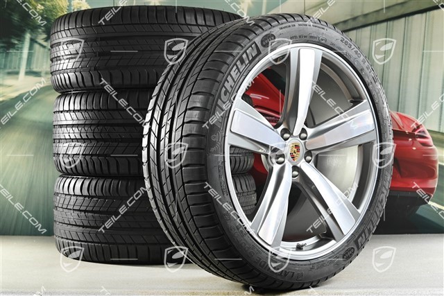 21" Exclusive Design Sport Sommerräder, Felgen 9,5J x 21 ET27 + 10J x 21 ET19 + Michelin Sommerreifen 265/40 R21 + 295/35 R21, Platinsilber, mit RDK-Sensoren