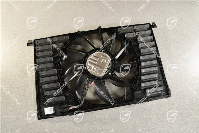 Cooling air duct with fan