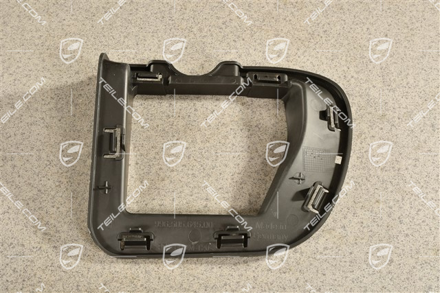 Stosstange hinten Aufnahmerahmen für Stosshorn / Blende, USA, Saudi-Arabien, L