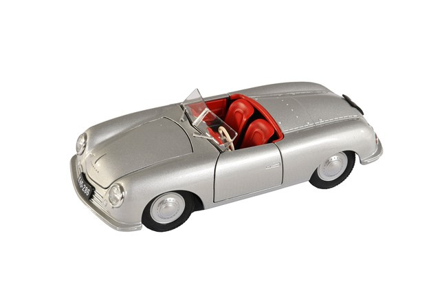 Porsche 356 Nummer 1 with license plate, Welly, scale 1:24