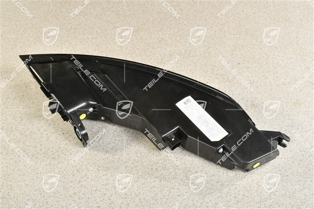 Rear light, R