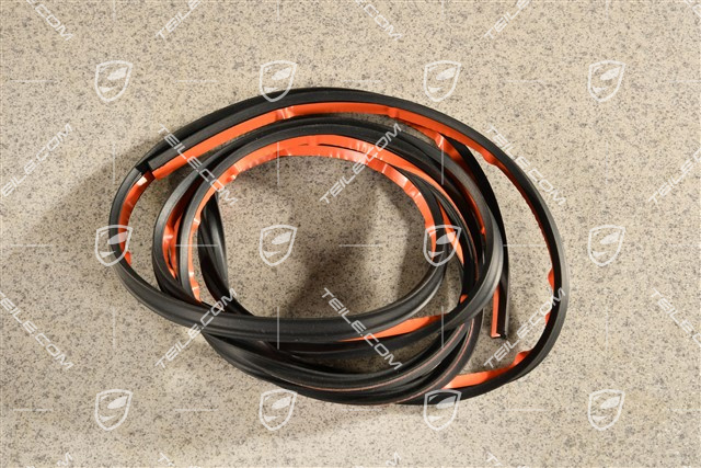 Gasket / seal for rear tinted window, lower