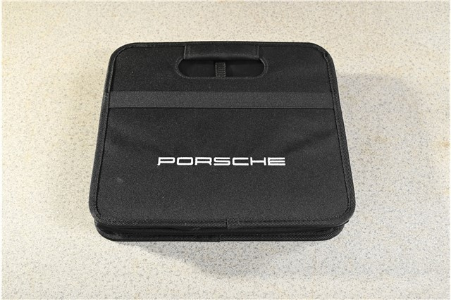 Faltbare Kofferraumbox / Kofferraumtasche, 30 x 27,5 x 50, Schwarz