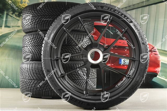 20"+21" Carrera GTS Winterrädersatz mit Zentralverschluss, Felgen 8,5J x 20 ET50 + 11J x 21 ET82 + NEUE Michelin Winterreifen 245/35 R20 + 305/30 R21, mit RDK-Sensoren, Antrazitgrau