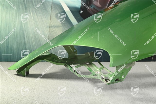 Błotnik przedni, dekielek ładowania otwierany elektrycznie, L