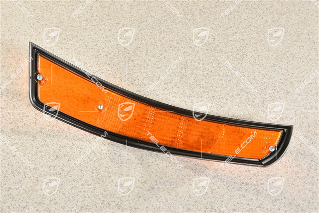 Lens, Black outer edge, USA, R