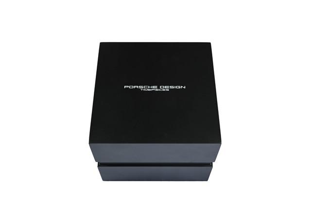 Porsche Design 1919 Globetimer UTC, tytan i brąz