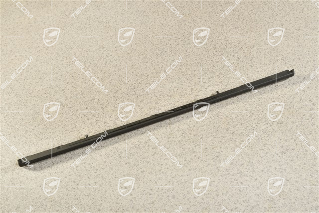 Dashboard trim moulding, Black, R