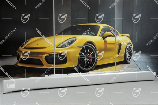 4200 Spyder - Próg boczny, lekko uszkodzony, R