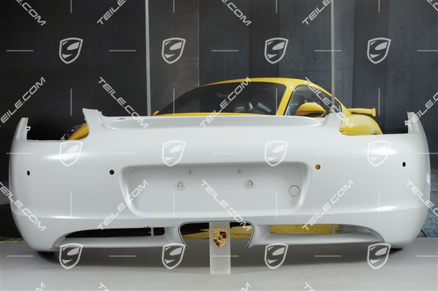 Zderzak tylny, z otworami na czujniki parkowania