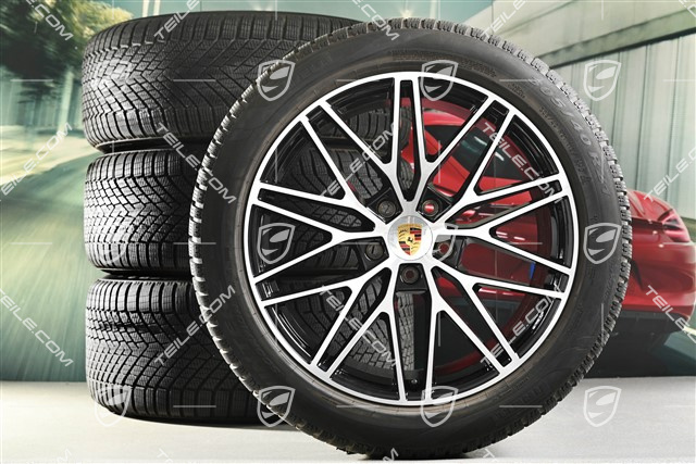 21" Winterräder RS Spyder Design Satz, Felgen 9,5J x 21 ET46 + 11,0J x 21 ET58 + Winterreifen Pirelli 285/45 R21 + 305/40 R21, mit Reifendruckkontrollsystem, schwarz hochglänzend, Bj./DOT 2024, 6-7mm