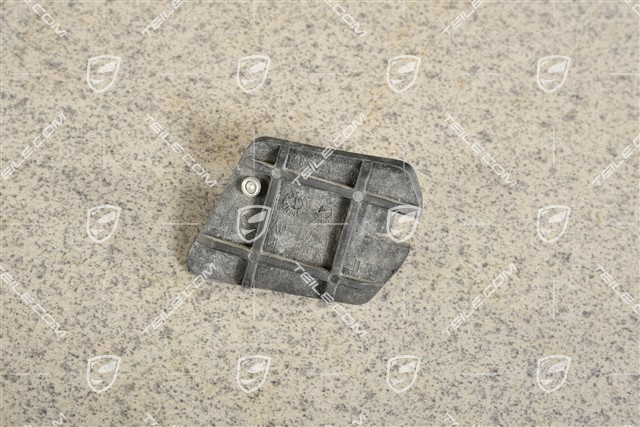 Front bumper Retainer plate / mounting, L