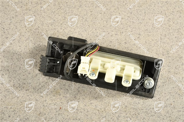 Rückfahrkamera mit integrierter Tastschalter, Heckklappe