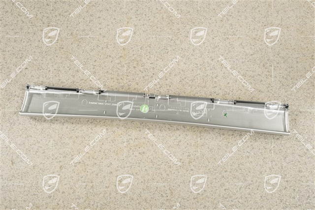 Dekor / listwa ozdobna kokpitu uchwytu na kubki, środkowa, LHD, Galvano silver