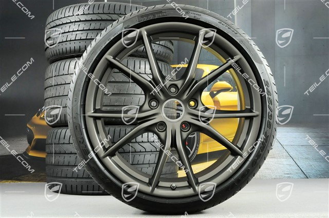 20" Carrera S (IV) koła letnie, komplet, felgi 8,5 J x 20 ET49 + 11,5 J x 20 ET76 + NOWE opony letnie Pirelli 245/35 R20 + 305/30 R20, kolor Platinum (półmat) z czujnikami ciśnienia