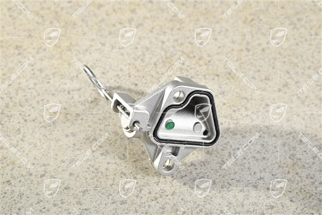 Camshaft chain tensioner