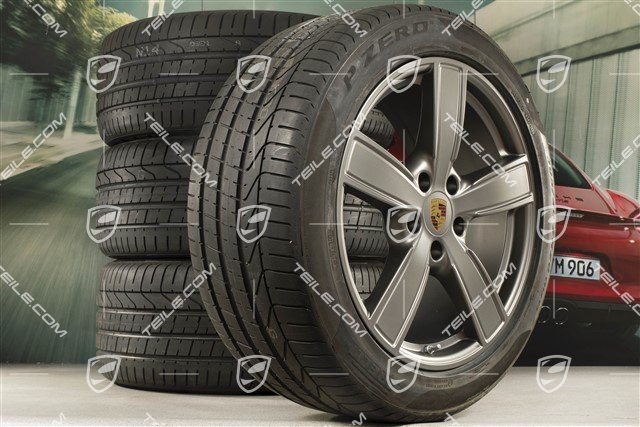 20" Cayenne Sport Classic Sommerräder Satz, Felgen 9J x 20 ET50 + 10,5J x 20 ET64 + Pirelli Sommerreifen 275/45 R20 + 305/40 R20, mit RDK-Sensoren, Platinum Seidenmatt