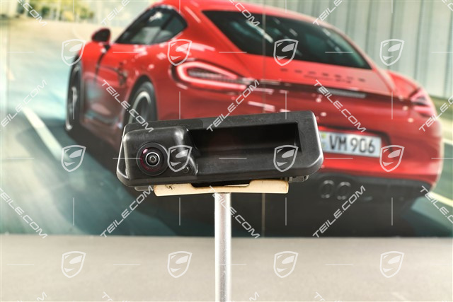 Kamera cofania Real Top View z przyciskiem otwierania pokrywy bagażnika Sport Turismo