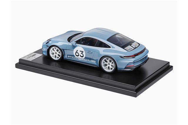911 S/T 992, shore blue metallic, interior in cognac, 1:12, Limited Edition / 300 pieces