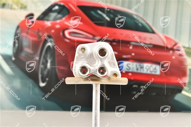 Intermediate piece brake line connector