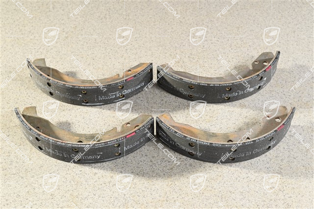 1 Set brake shoe, rear axle (4 pcs.)