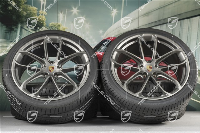 22" Cayenne Coupé GT Sommerräder Satz, Felgen 10J x 22 ET48 + 11,5J x 22 ET52 + Pirelli P Zero Sommerreifen 285/35 R22 + 315/30 R22, mit RDK-Sensoren