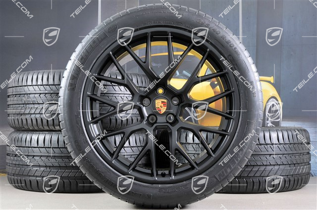 20-inch "RS Spyder Design" in black, summer wheels set, rims 9J x 20 ET26 + 10J x 20 ET19 + Michelin summer tyres 265/45 R 20 + 295/40 R 20, with TPMS
