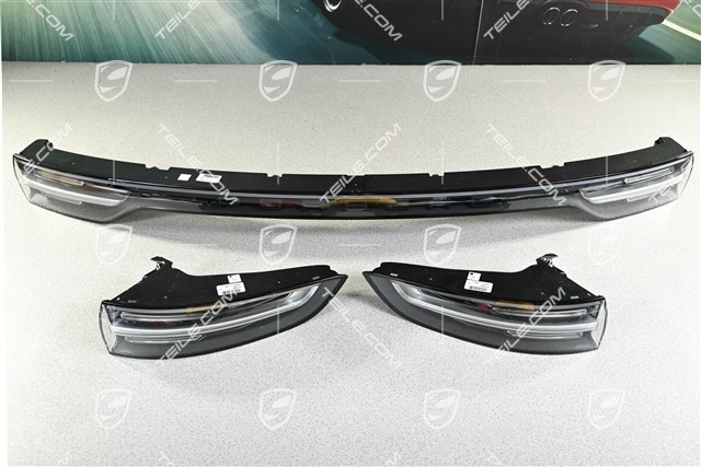 LED taillights with darkened light strip Exclusive, USA version