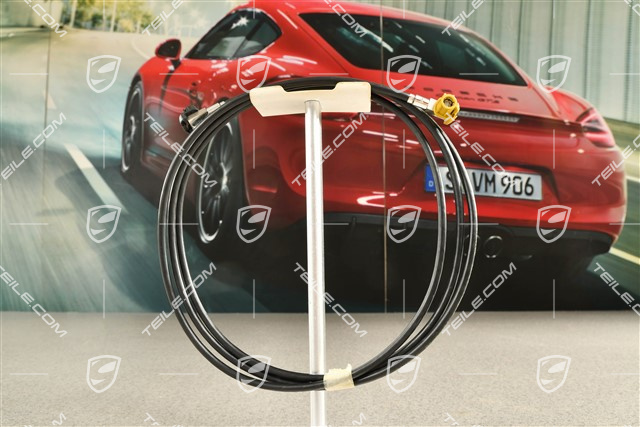 Multimedia interface connecting wire