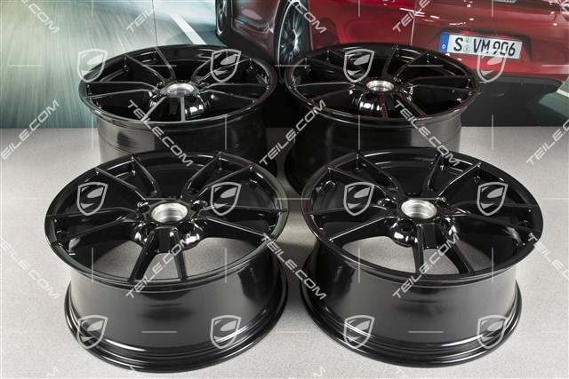 19+20" komplet felg Carrera, felgi: przednie 8,5J x 19 ET52 + tylne 11J x 20 ET66, czarny wysoki połysk