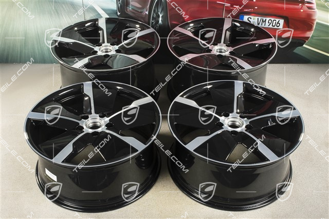 21" Felgensatz Taycan Exclusive Design, 9,5J x 21 ET60 + 11,5J x 21 ET66, schwarz hochglanz