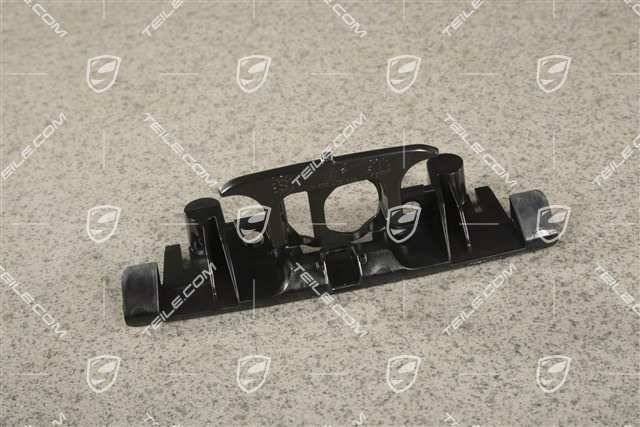 Front camera bracket