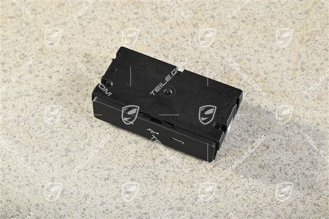 Multimedia interface USB C