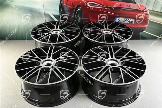 21" Panamera Turbo S Felgensatz, Zentralverschluss, 9,5J x 21 ET71 + 10,5J x 21 ET71, schwarz hochglanz