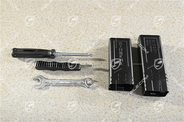 Werkzeugkasten / Bordwerkzeug