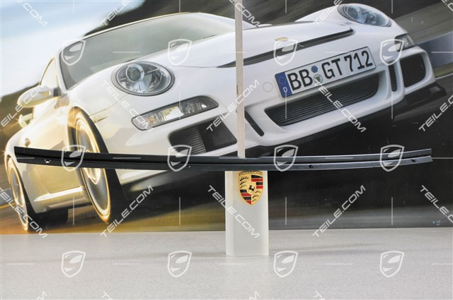 Listwa górna mocowania zderzaka tylnego