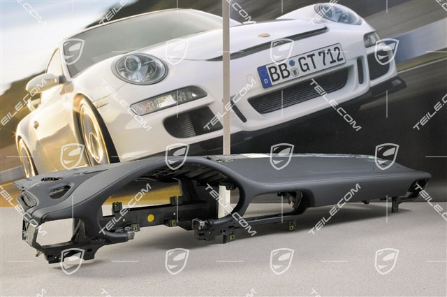 Dashboard, upper part, black leather