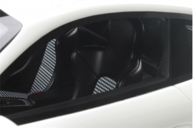 GT SPIRIT Porsche RUF 911 (991) RGT 2015, white, scale 1:18