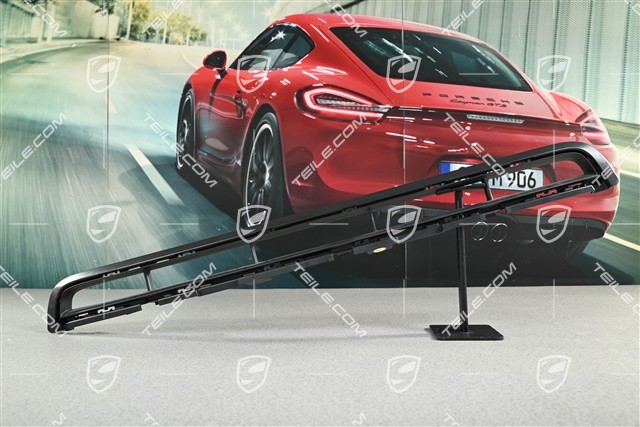 Front bumper Grille centre / middle, upper