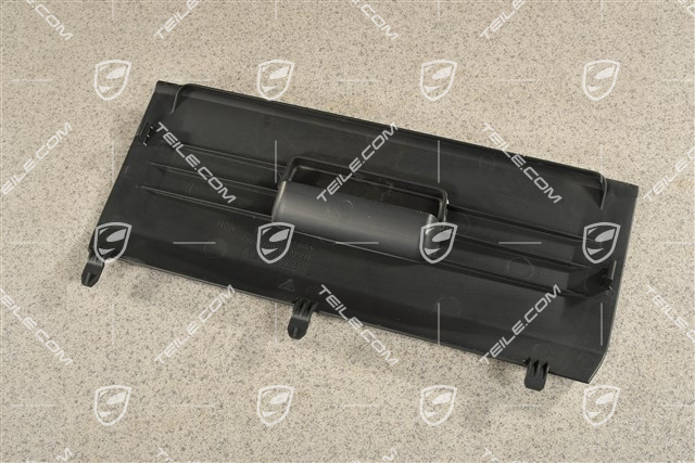 C2 FL, Blenda tapicerki bagażnika