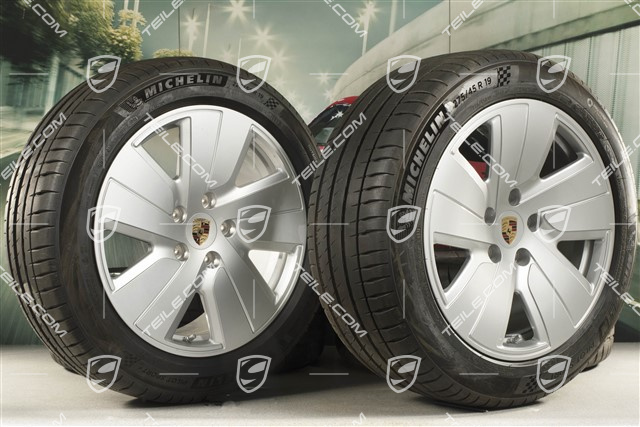 19" koła letnie Taycan S, komplet, felgi 8J x 19 ET50 + 10J x 19 ET47, + opony letnie Michelin 225/55 R19 + 275/45 R19