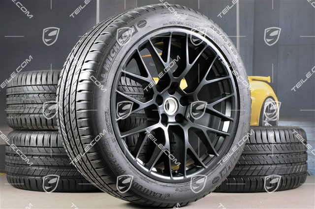 20-inch "RS Spyder Design" in black, summer wheels set, rims 9J x 20 ET26 + 10J x 20 ET19 + Michelin summer tyres 265/45 R 20 + 295/40 R 20, with TPMS