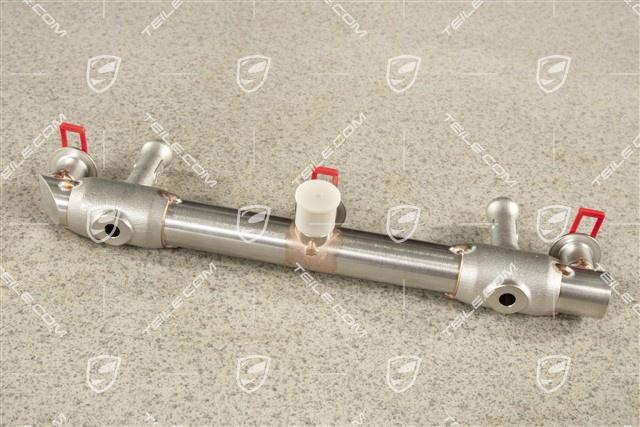 Fuel collection pipe