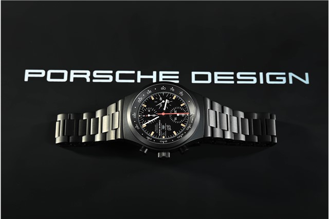 Chronograph 1 – Hodinkee 2024 Edition, Titan, schwarz, automatic, 41mm, limitiert auf 350 Stück