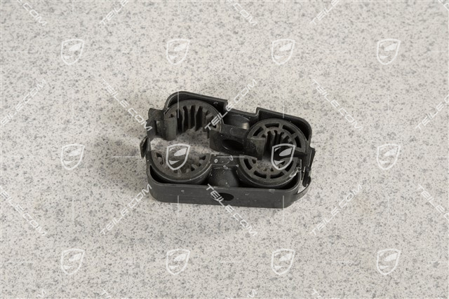 Uchwyt przewodu klimatyzacji