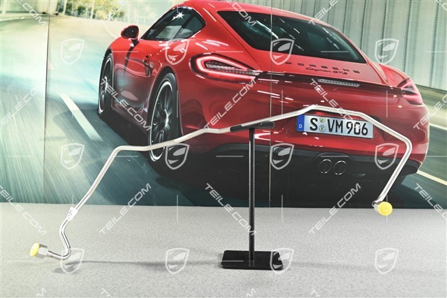 Przewód paliwowy łączący szyny paliwowe