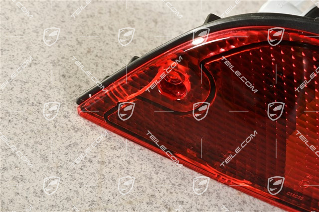 Lampa tylna, czerwona, L (pęknięcie)