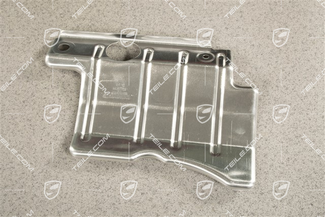 Rear axle cross member heat shield