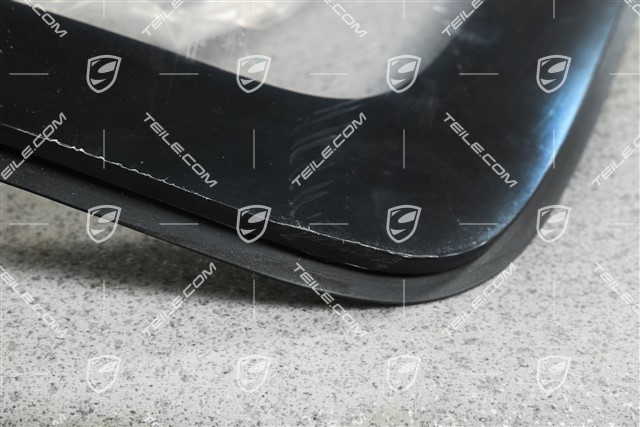 GT3 CUP Szyba przednia, sporty motorowe, poliwęglan, lekko przetarta