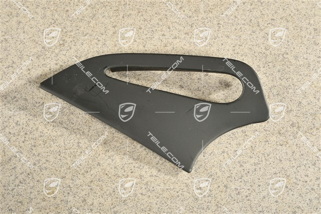 Blenda na pas bezpieczeństwa, tylna, lakierowana na czarno, Coupe, L